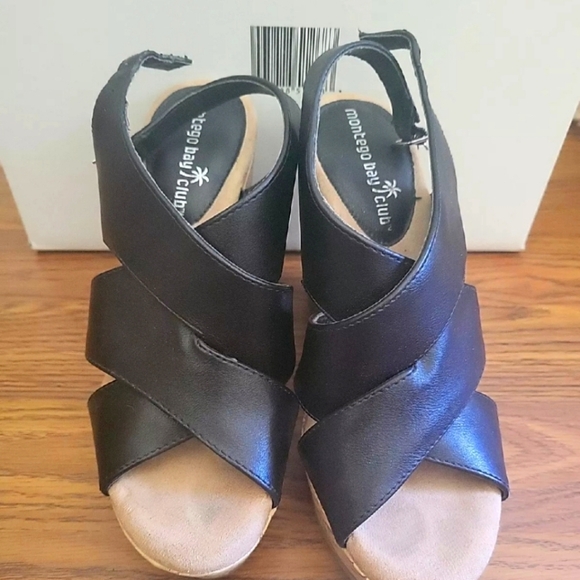 Black Leather Montego Bay Club Size 5 wedges - Picture 2 of 4